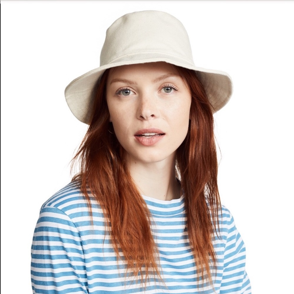 Madewell Short-Brimmed Canvas Bucket Hat
